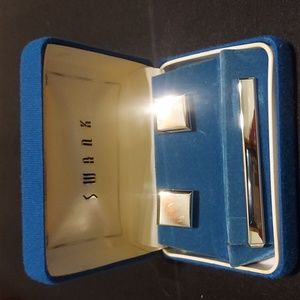 Vintage Swank Cufflinks and Tie Bar